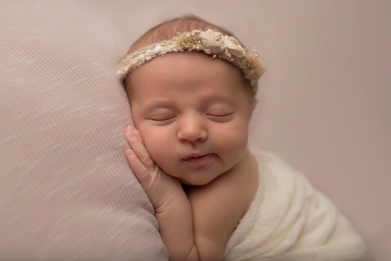 Milwaukee Newborn Photographer