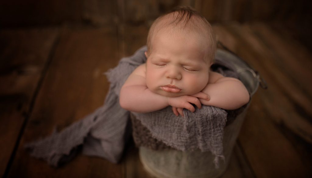 Milwaukee Newborn Photographer