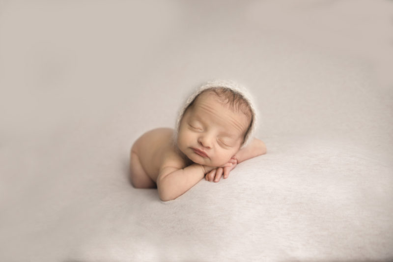 Best Newborn Photographer Milwaukee