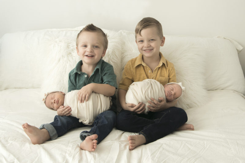 Best Newborn Photographer Milwaukee