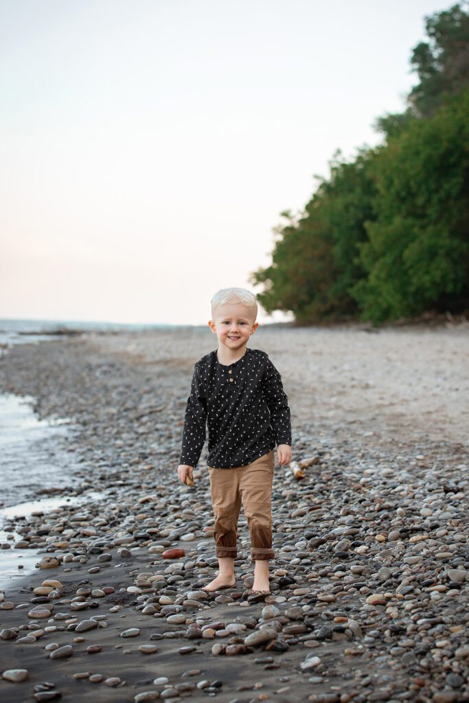 Milwaukee Family Photographer, family photography Milwaukee, family portraits near me