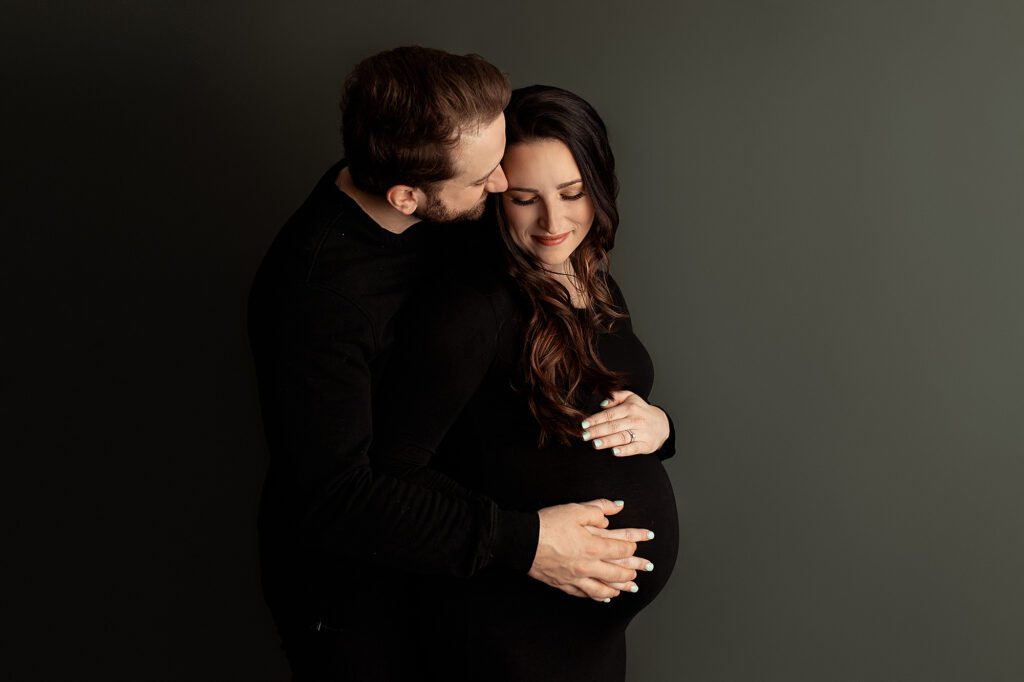 Milwaukee maternity photographer, maternity photography in Milwaukee