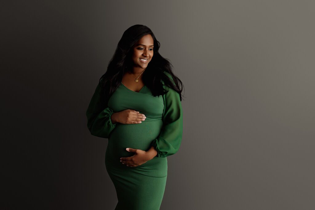 Milwaukee maternity photographer, maternity photography in Milwaukee