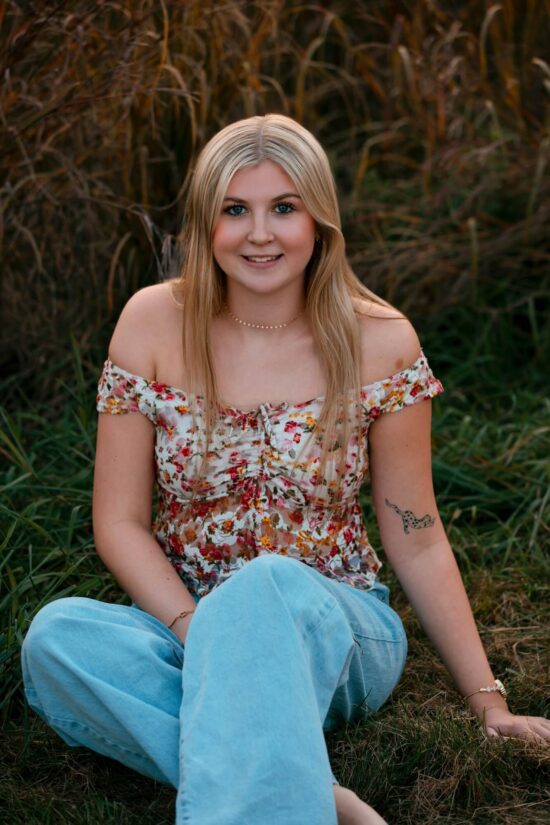 milwaukee senior photographers, best Milwaukee senior portraits, senior portrait packages, senior portraits near me