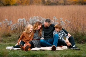 Milwaukee Family Photographer, family photography Milwaukee, family portraits near me Milwaukee Family Photographer, family photography Milwaukee, family portraits near me